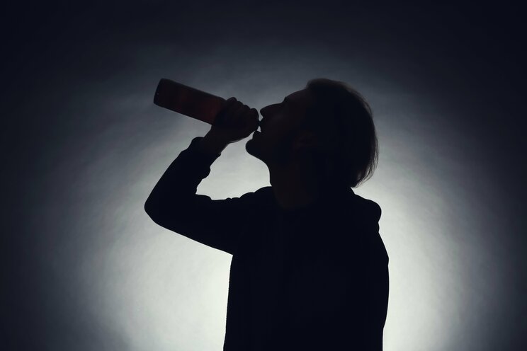 「このまま飲み続けたら死ぬな」それでも更生施設に来る人の90%以上がストロング系缶チューハイを飲み続ける理由_1