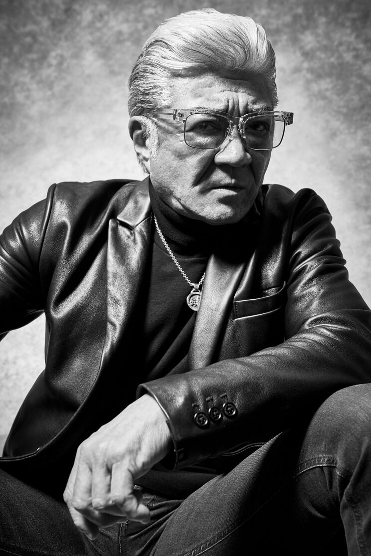 “顔面凶器”小沢仁志「動機が不純なほどトレーニングは長続きすんだよ」。還暦とは思えぬ締まった肉体で120人と大乱闘「コンプラもセーフティもねえ！」_6