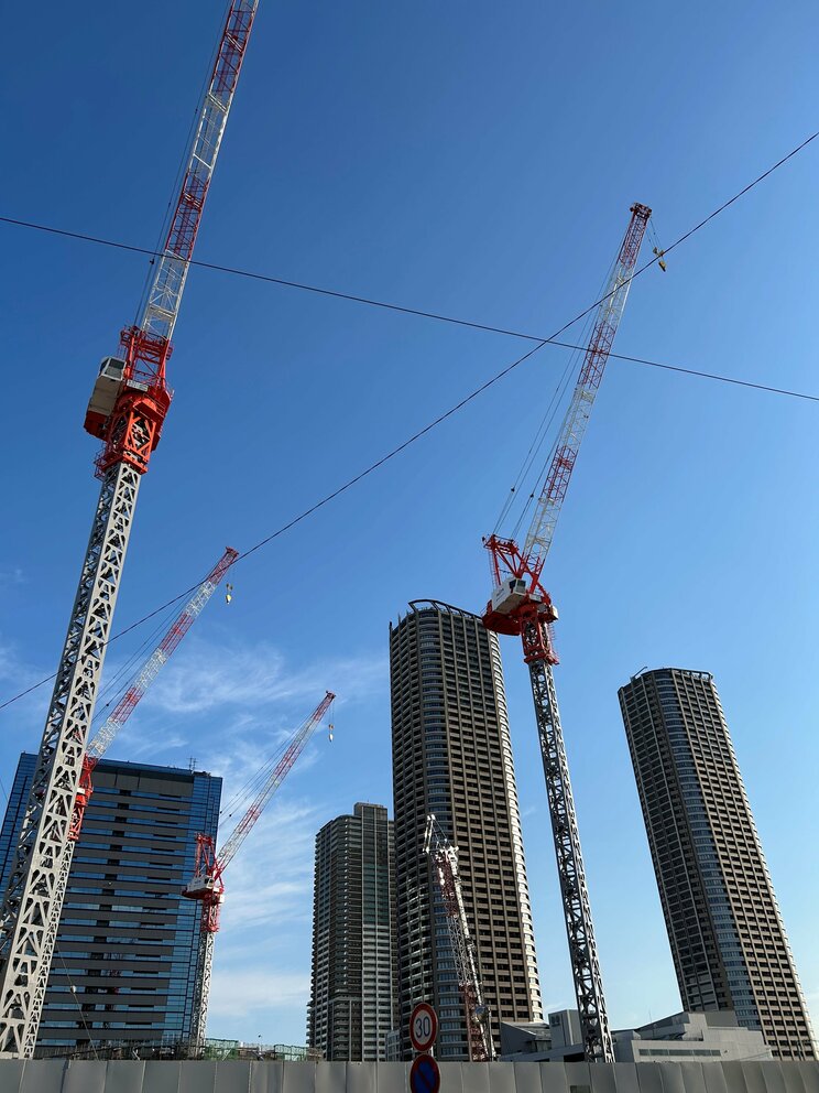 マンションの建設現場（撮影／集英社オンライン）