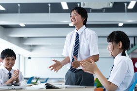 学校で採れた野菜を販売したら大成功!「みんなの育てた野菜がムダにならなかった」“取締役”を説得し、中学生が株式会社を始めてみたら…