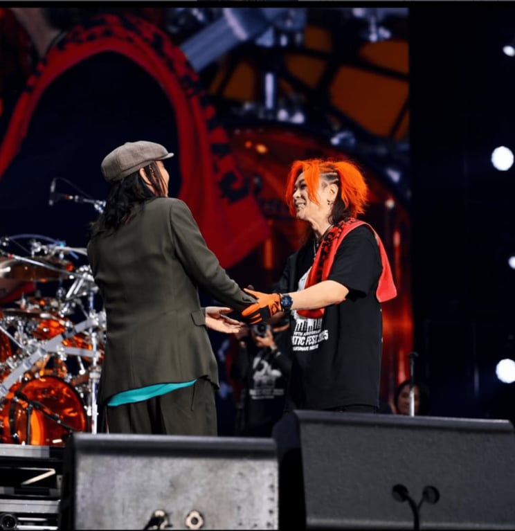 真矢さん（左）と代役を務めた淳士（写真／本人SNSより）