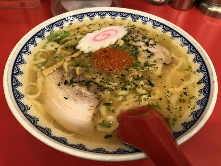 県外からの来客も多い「龍上海」のからみそラーメン