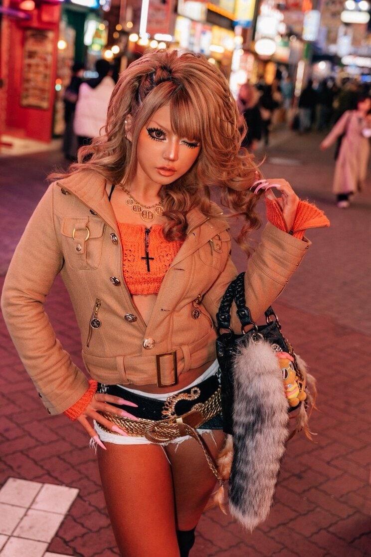 現在19歳の黒ギャル、ルナ（写真／hama__ryuu提供）