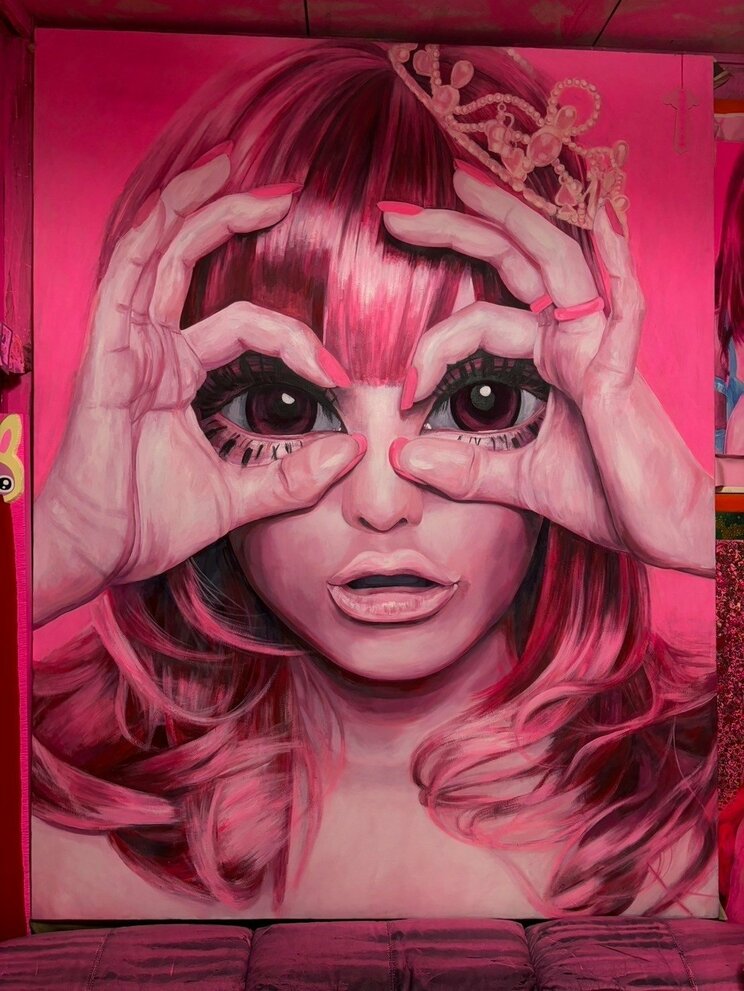 あさくら画廊で一番高い絵（写真／集英社オンライン編集部ニュース班）