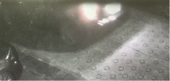 空き家近隣の防犯カメラに映っていた平山容疑者のものと思われる車(近隣住民提供)