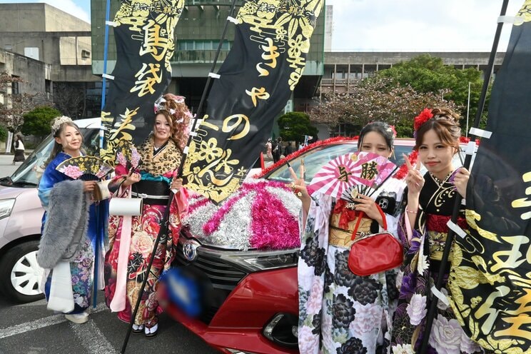 沖縄・二十歳の集い(撮影/集英社オンライン)