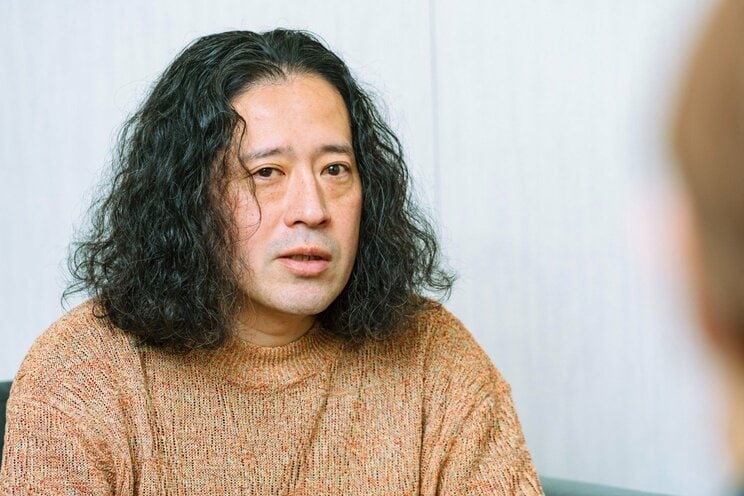 1980年生まれの又吉さんは就職氷河期の後期世代で「最も厳しい世代」とも言われている