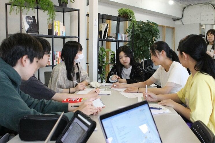 「秋田市高校生CM塾」の制作風景