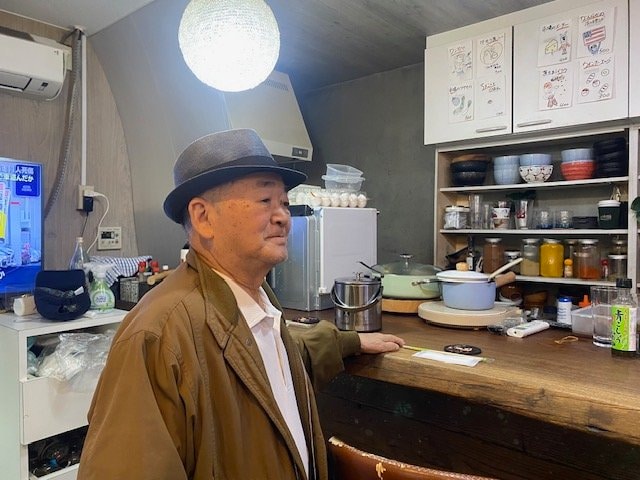 「ナニコレ食堂」の常連客でバツ3を名乗る山ちゃん(撮影/集英社オンライン編集部、以下同)