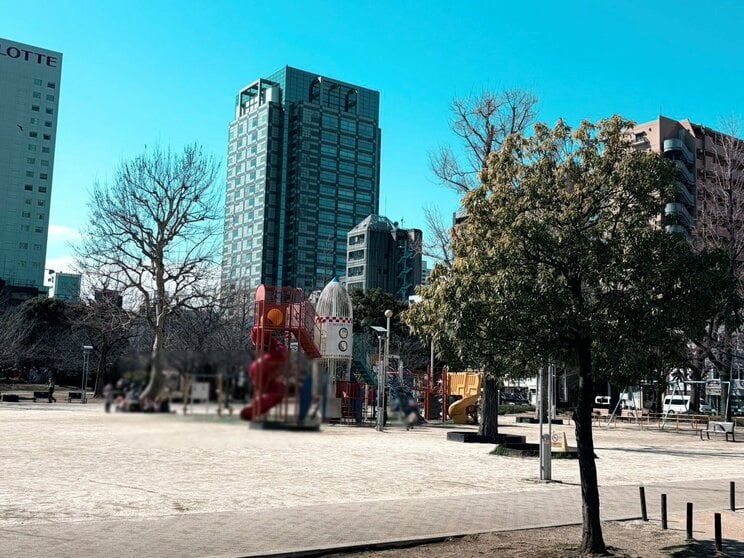 錦糸公園の遊具（撮影／集英社オンライン）