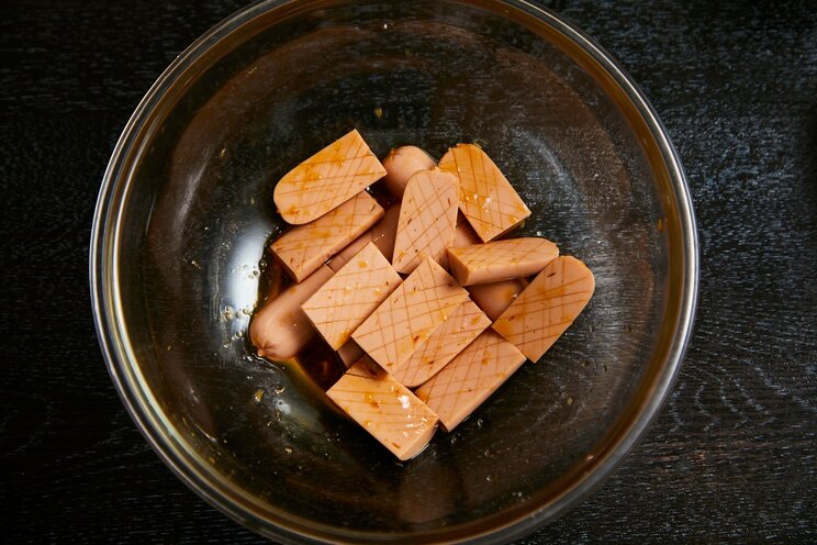 材料も財布も心も「虚無」でOK。料理研究家・リュウジが無駄を極限まで削ぎ落としたのにウマイと話題のチャーハンとカルボナーラとは？_04