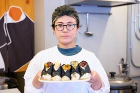開店日から毎日行列! 雑司ヶ谷おにぎり専門店「山太郎」の絶品“握らない”おにぎり。自宅で再現する方法とは?