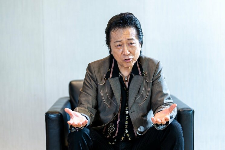 「モラハラ」と言われた当時の話を明かす高橋ジョージ（撮影／佐藤靖彦）