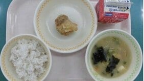 〈福岡・唐揚げ1個給食〉貧相というけど…市教委は「栄養基準満たしてる」同業者は「チキンカツにすれば良かった」「ちなみに古古古米はモンペが怖いから使えません」 