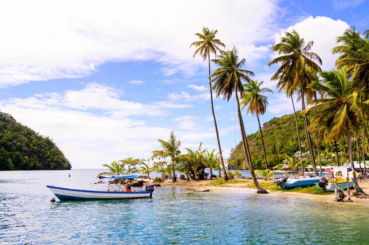 カリブ海に浮かぶ島国・セントルシア。画像／Shutterstock