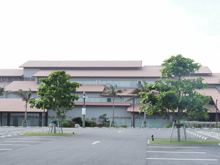 石垣市役所（写真／PhotoAC）