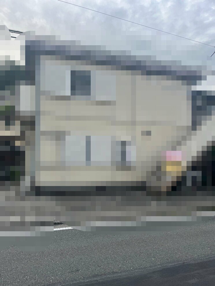 浅沼容疑者の実家(撮影/集英社オンライン)
