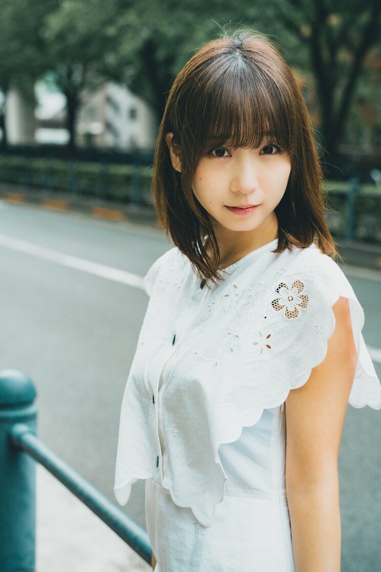 「私も陰キャで中二病だったので…」伊織もえ×『僕ヤバ』のコラボ写真集が発売！_14