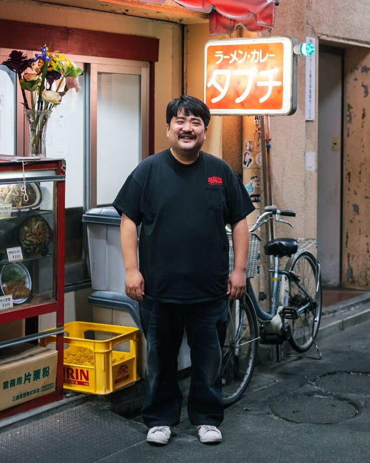 人気ラジオ番組『空気階段の踊り場（TBSラジオ）』（写真／ポプラ社提供）