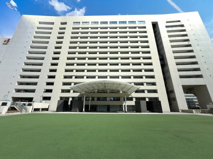 福岡市役所（写真／PhotoAC）