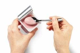 ヨーグルトでお通じがよくなるは勘違い? 日本人の約9割は乳製品をうまく消化できない「乳糖不耐症」であるという衝撃の事実