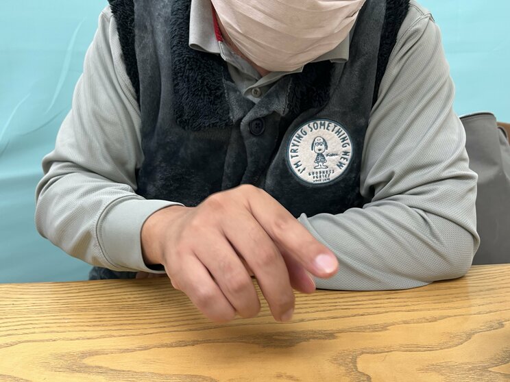 今回、自身のひきこもり経験を話してくれた青木駿さん（59＝仮名）