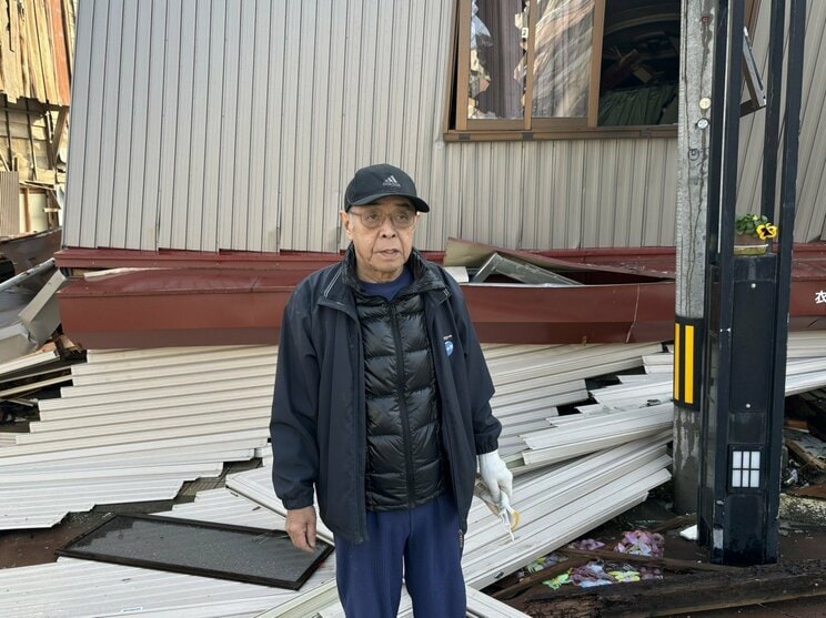 崩壊した直後の坂下重雄さんの店舗兼自宅