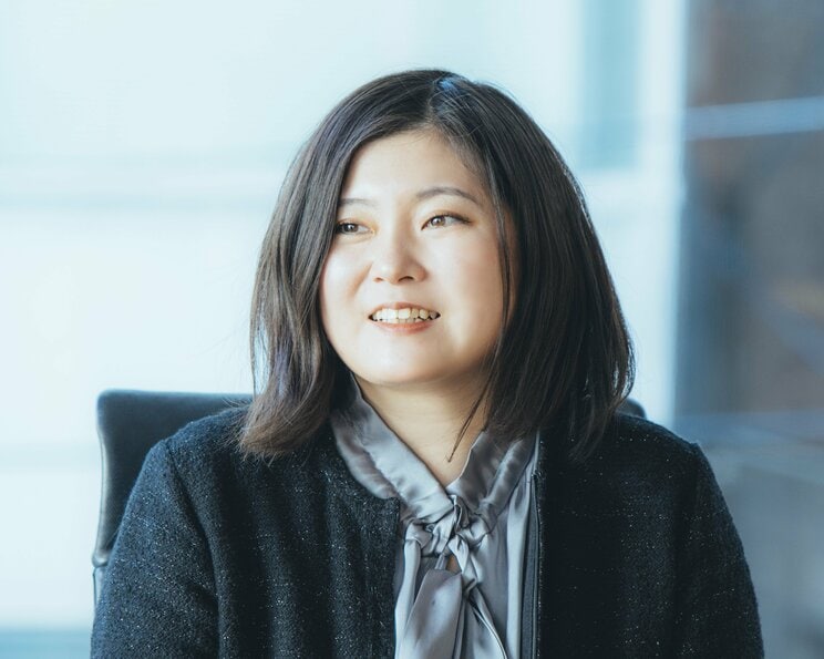 吉田恵里香(よしだ・えりか)
脚本家・小説家。1987年、神奈川県生まれ。テレビドラマ『30歳まで童貞だと魔法使いになれるらしい』『恋せぬふたり』(第40回向田邦子賞受賞)『虎に翼』(第33回橋田壽賀子賞受賞)、アニメ『ぼっち・ざ・ろっく!』『前橋ウィッチーズ』など話題作の脚本を手掛ける。おもな小説作品に『にじゅうよんのひとみ』『恋せぬふたり』など