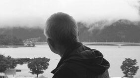「布団の中で凍死」「風呂で溺死」…検視官が見た高齢者の不審死の真相と孤独の正体