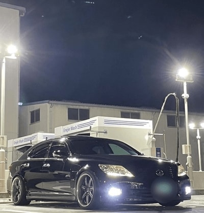 堀内被告が所有していたと思われるレクサス