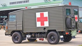 自衛隊の戦場医療認識に欠けている第一線での救命の取り組み。正しい処置ができていれば防ぎ得た死をできるだけ減らそうという世界的潮流に遅れをとるワケ
