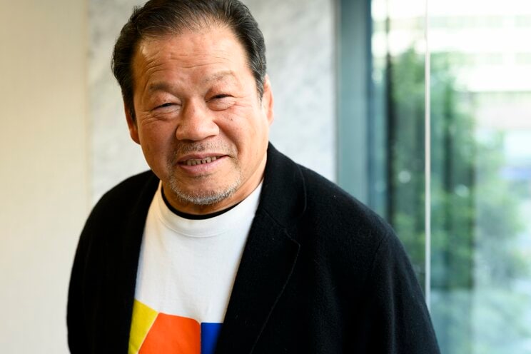 藤波辰爾 (ふじなみ たつみ)
1970年に16歳で日本プロレスに入門。翌71年デビュー。78年にWWWFジュニア・ヘビー級王座を獲得。同年2月に帰国、空前のドラゴンブームを巻き起こした。2006年6月新日本を退団し、同年8月に無我ワールド・プロレスリングを旗揚げ。08年1月より団体名を『ドラディション』に変更。