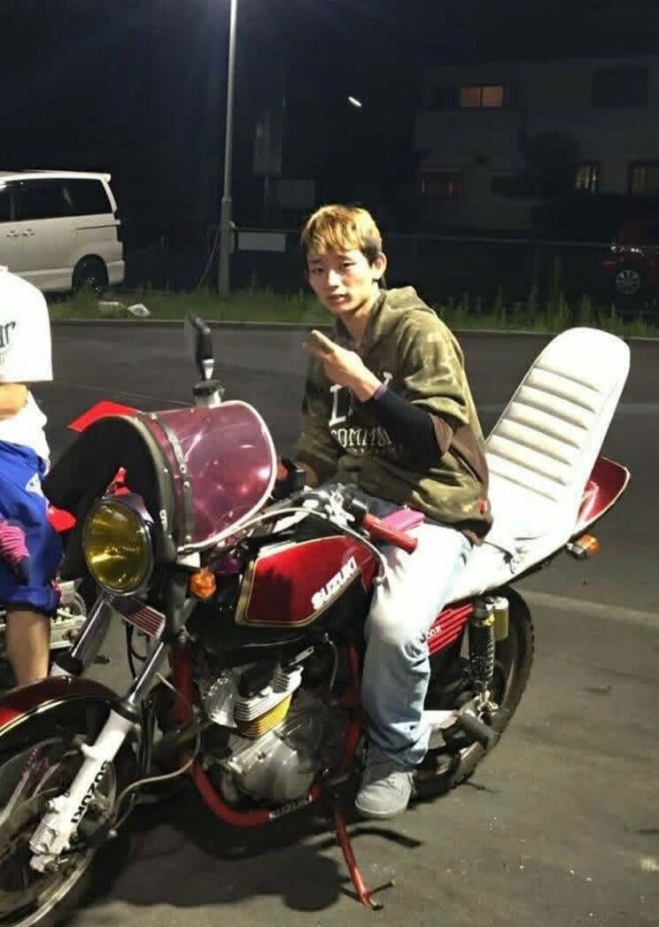 実行犯には100万円支払われたという（画像／千布魁容疑者SNSより）