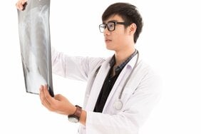 野菜と果物ががんを防ぐ?  日本人のがんで最も死亡率の高い「肺がん」の発症リスクを下げるおなじみの野菜とは
