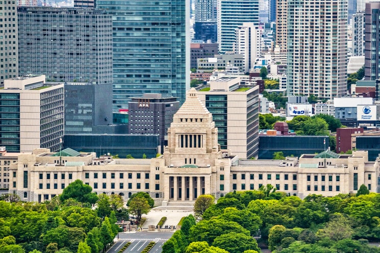 国会議事堂（PhotoACより）
