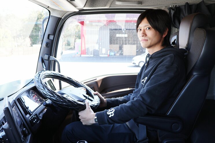 トラックドライバーの樋山さん