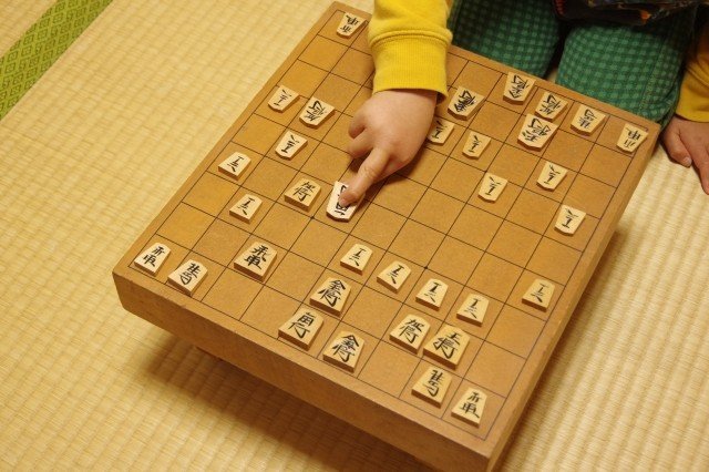 〈祝・八冠達成〉藤井聡太・6歳から圧倒的だった詰将棋の才能と姉弟子の記憶「まだ字をちゃんと書けないのに、詰将棋を解く速さは教室で一、二を争うほどでした」_3