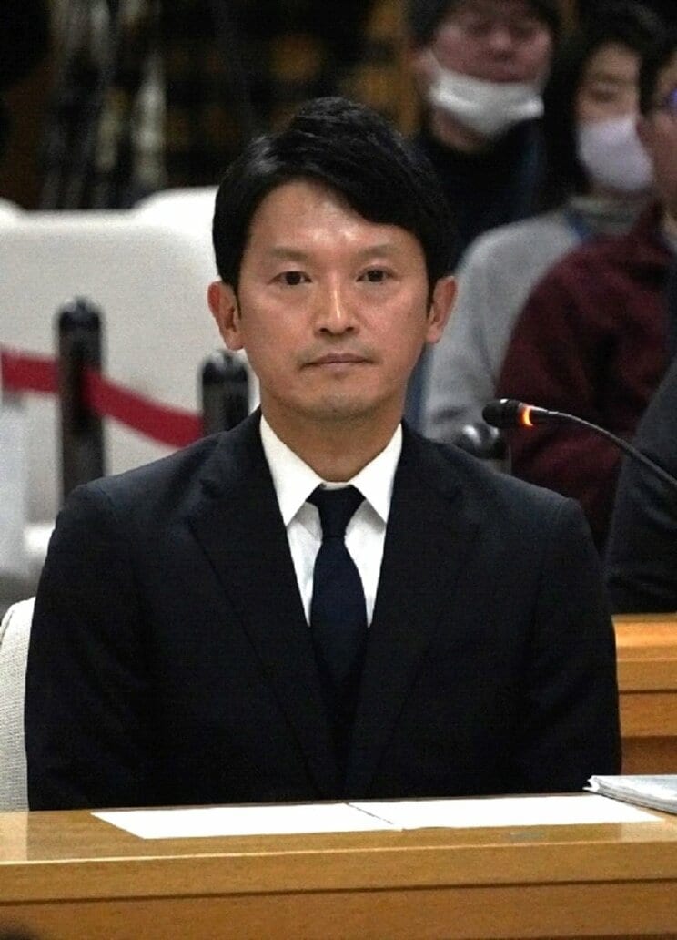 25日、百条委で証人尋問された斎藤元彦兵庫県知事（撮影／集英社オンライン）