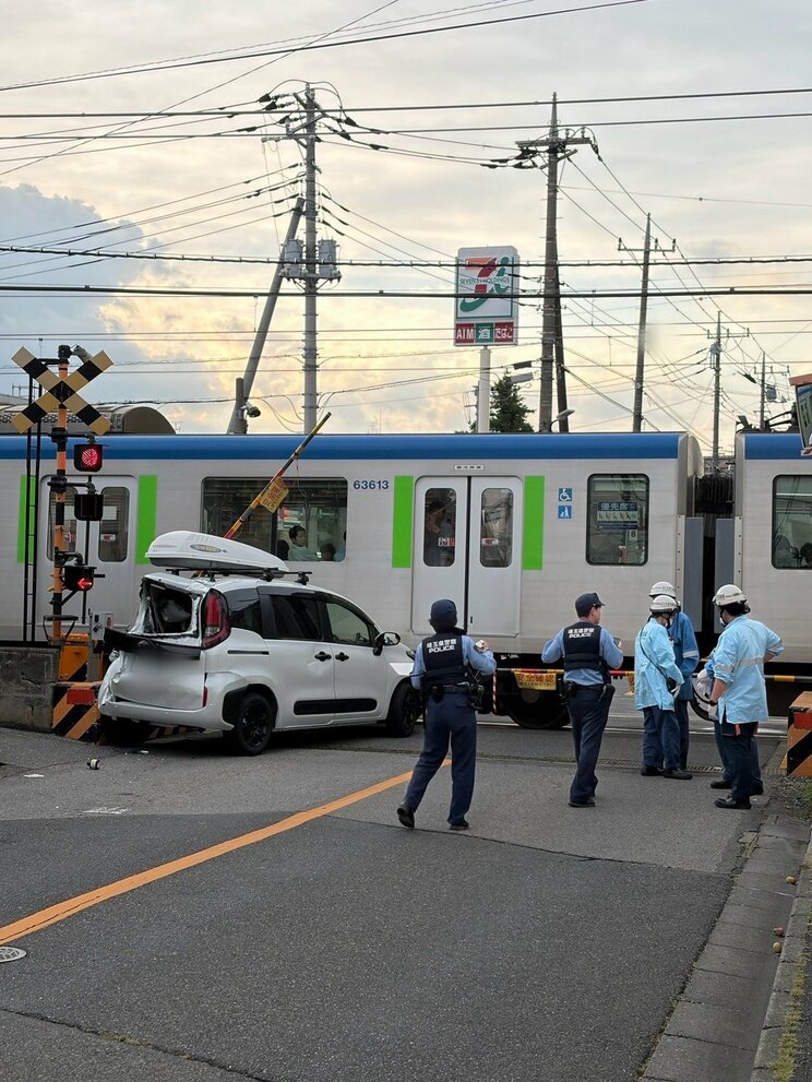 踏切事故現場（写真／近隣住民提供）