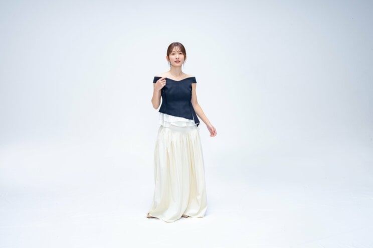 初めてのフォトブック『りな、です』を発売する山本さん
