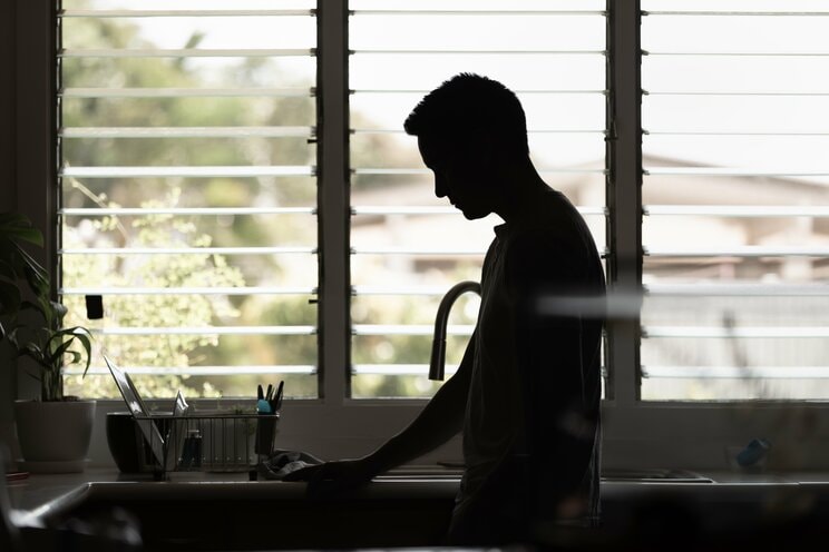 「ずっとしてるんです。ちょうどあの子が、声変わりしたくらいから……」14歳から息子と性行為をし続けた母の告白…息子の彼女に藁人形を送りつけて_3