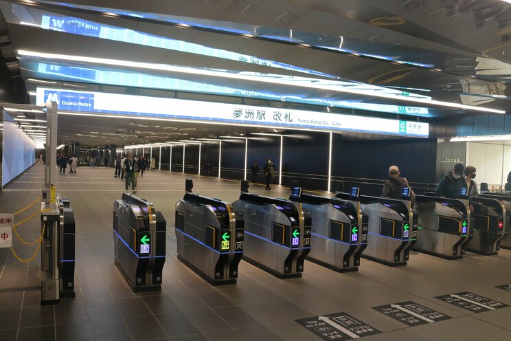 万博会場の最寄り駅となっている夢洲駅 (編集部撮影)