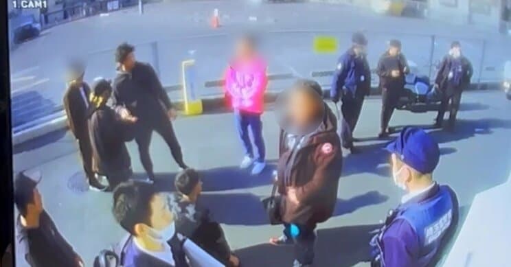 仲間も約10人駆けつけた（写真／関係者提供）