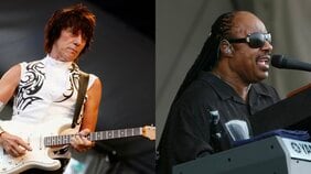 スティーヴィー・ワンダーに全米1位を奪われたジェフ・ベック…『迷信』が変えたギタリストの運命