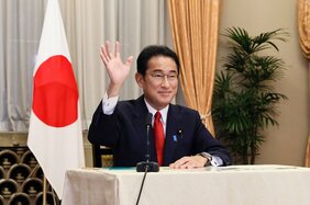 〈岸田政権の支持率が過去最低に〉必死の減税政策も「減税ウソメガネ」呼ばわりで空振り。「働いたら負け」と国民がこの経済対策を評価しないワケ