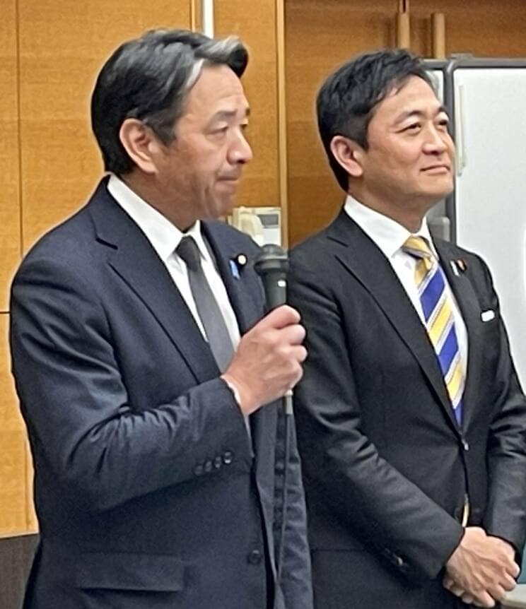 国民民主党の榛葉賀津也幹事長と玉木雄一郎代表（榛葉氏SNSより）