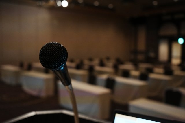 野茂は「選手会は困っている選手一人一人の問題に手を差し伸べなければならない」「何かを打破するには、選手全員が一致団結して行動しなければいけないのではないか」とシンポジウムで語った
