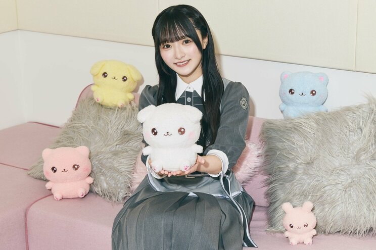 片山紗希さんとふわりんましゅ　写真／松林寛太