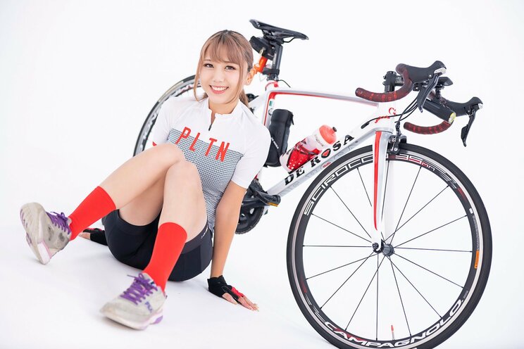 「漕げば漕ぐほど快感を得られるんです！」“萌え×燃え”のコスプレーガール・Hima_8