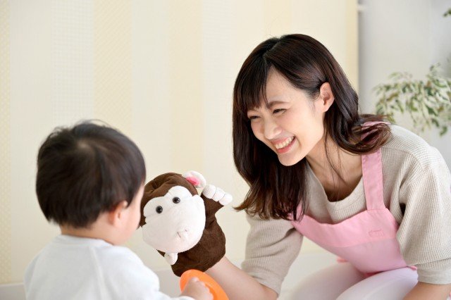 〈祝・ご入園！〉「ママ～いかないでー」泣きじゃくる乳児…幼稚園、保育園で起こる春のあるある事件簿。あまりの忙しさに帰宅直後に気絶する保育士が続出…それでも起こる派遣切り_2